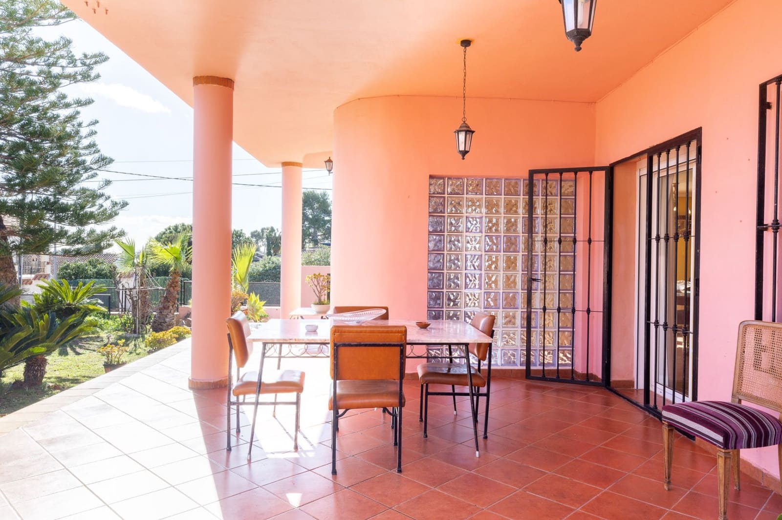 6 Zimmer Villa zu verkaufen in L'Eliana mit Pool Garage - 885.000 € (Ref: 9581541)