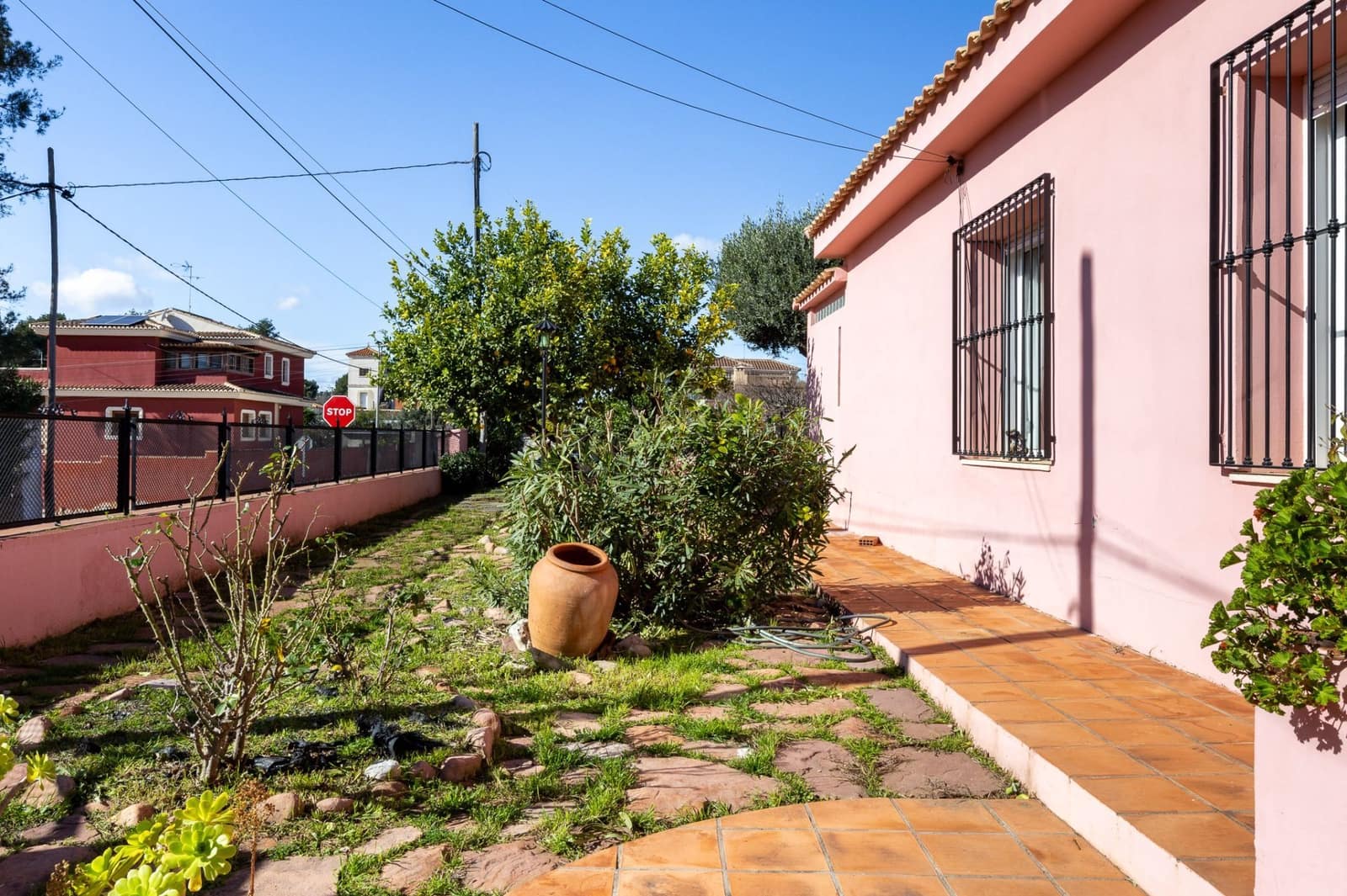 6 Zimmer Villa zu verkaufen in L'Eliana mit Pool Garage - 885.000 € (Ref: 9581541)