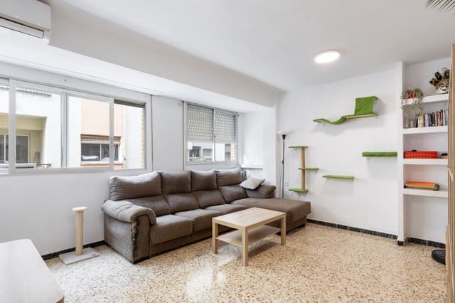 Piso de 3 habitaciones en Alfafar en venta - 196.000 € (Ref: 9581544)