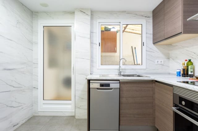 Piso de 3 habitaciones en Alfafar en venta - 196.000 € (Ref: 9581544)