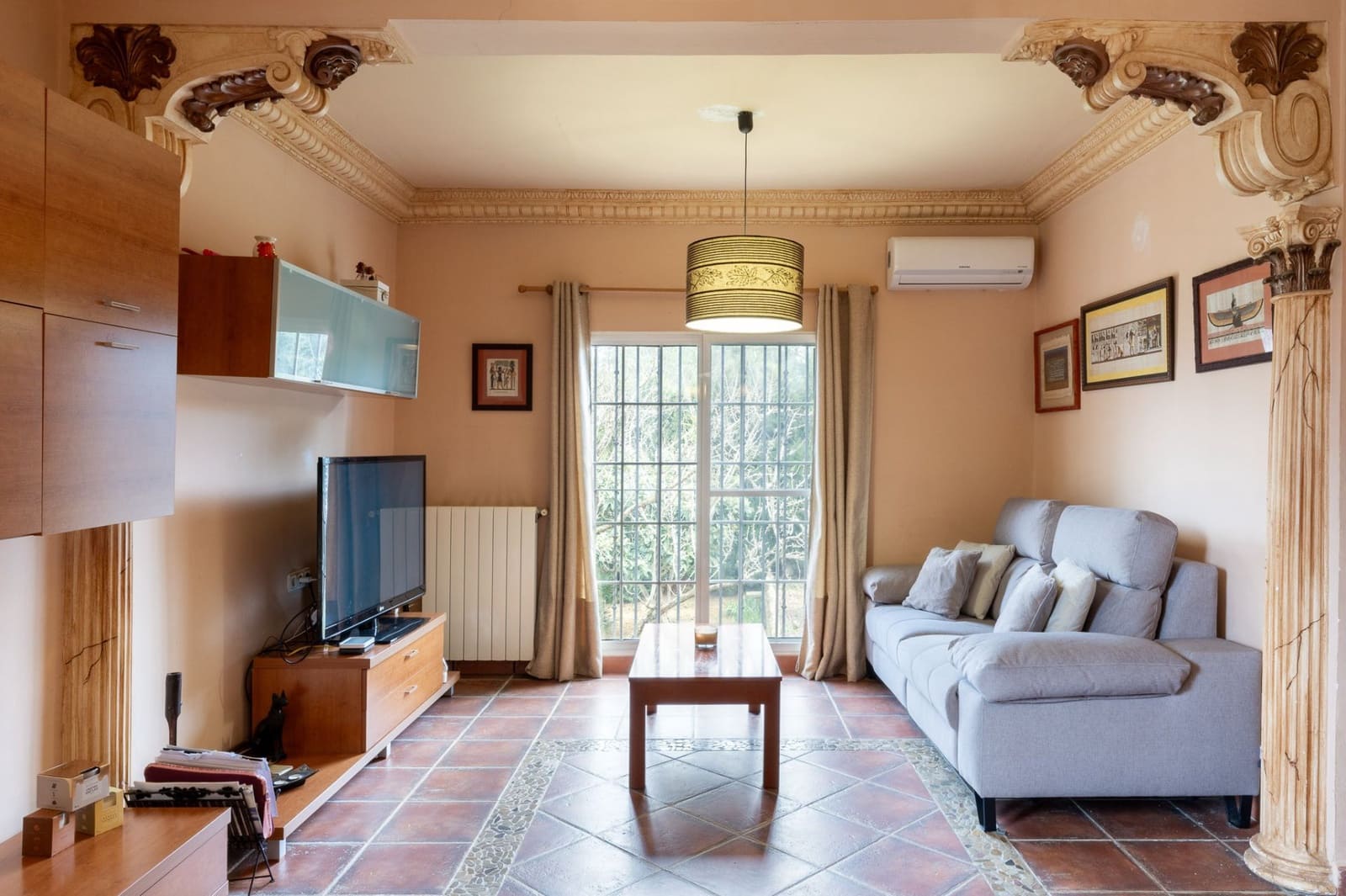 4 bedroom Villa for sale in Godelleta with pool garage - € 310,000 (Ref: 9585389)