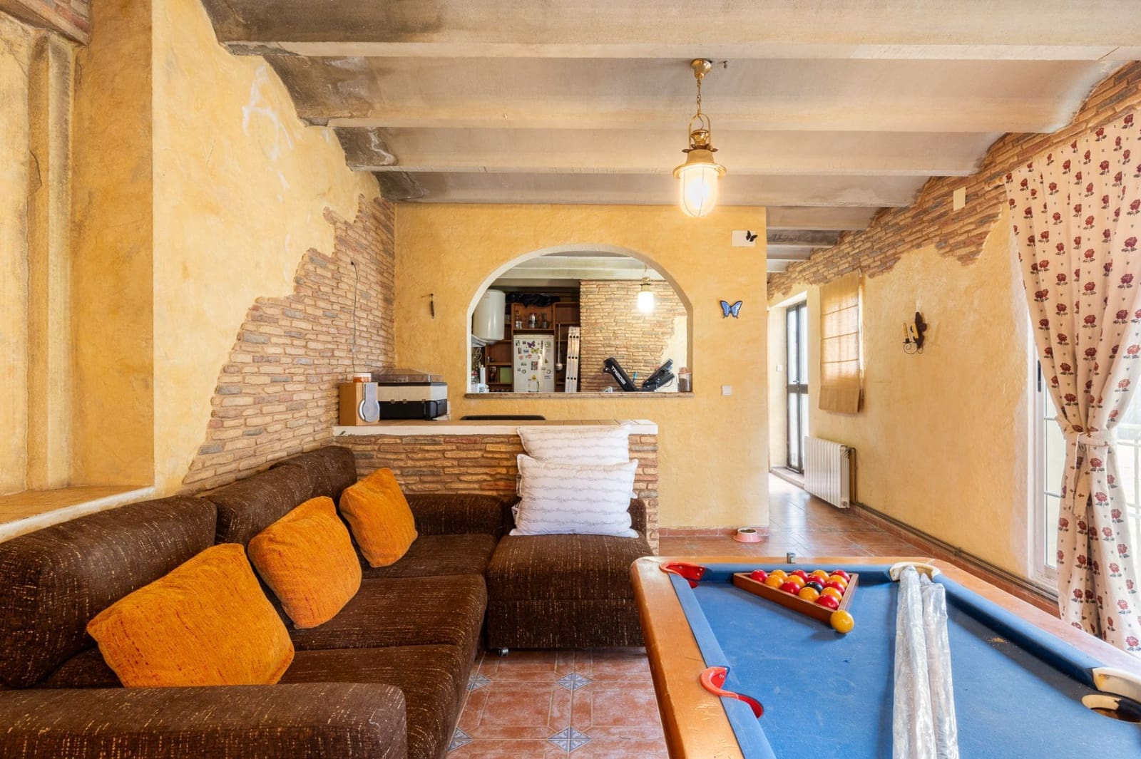 4 bedroom Villa for sale in Godelleta with pool garage - € 310,000 (Ref: 9585389)