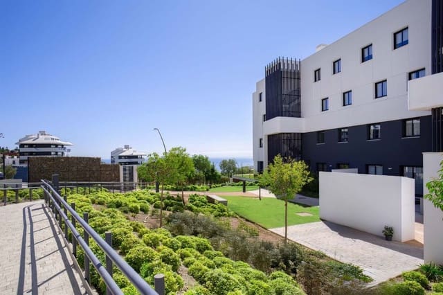 2 Zimmer Penthouse zu verkaufen in Fuengirola mit Pool Garage - 850.000 € (Ref: 9585391)