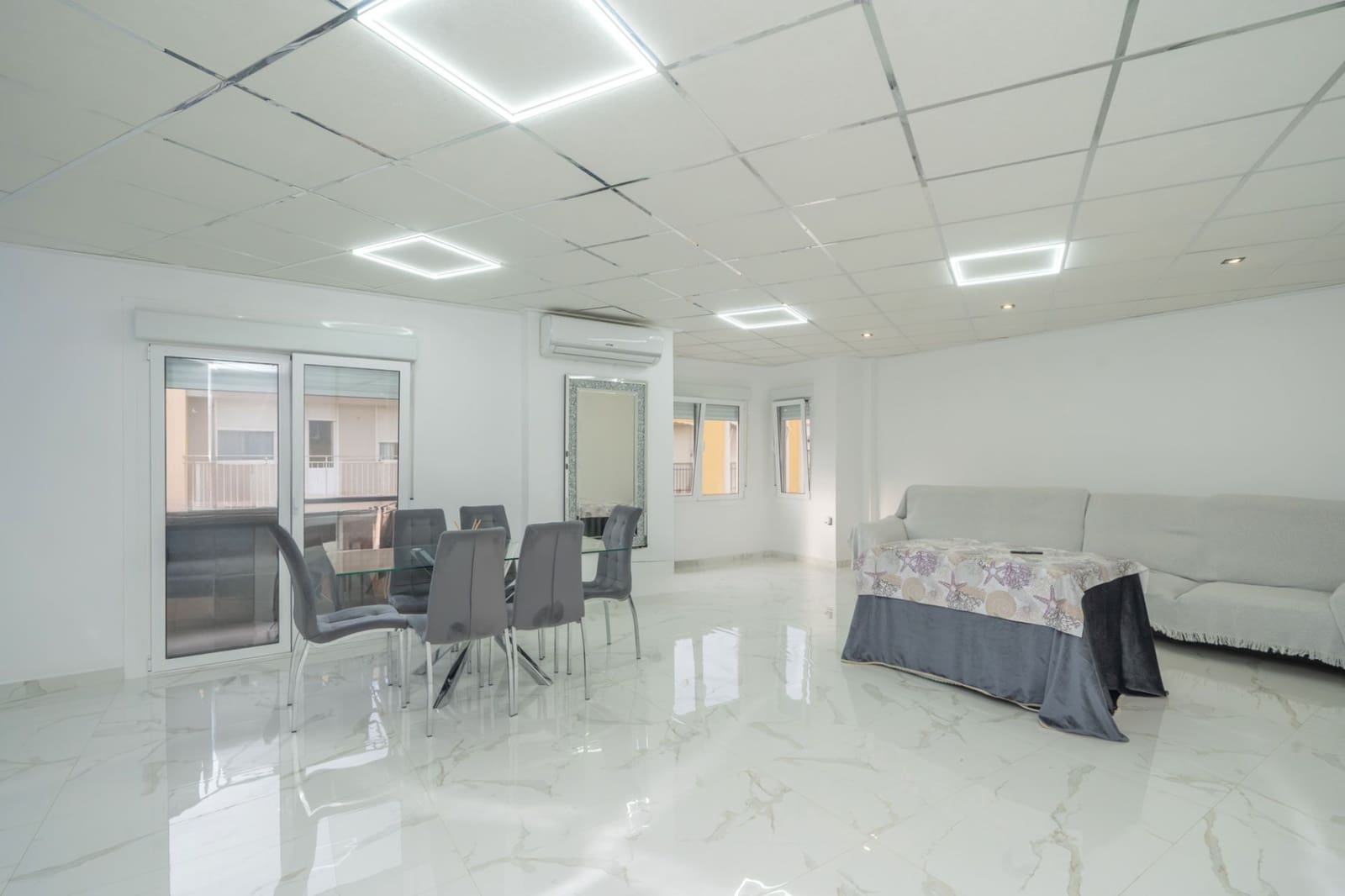 3 bedroom Apartment for sale in Almoradi - € 176,000 (Ref: 9590709)