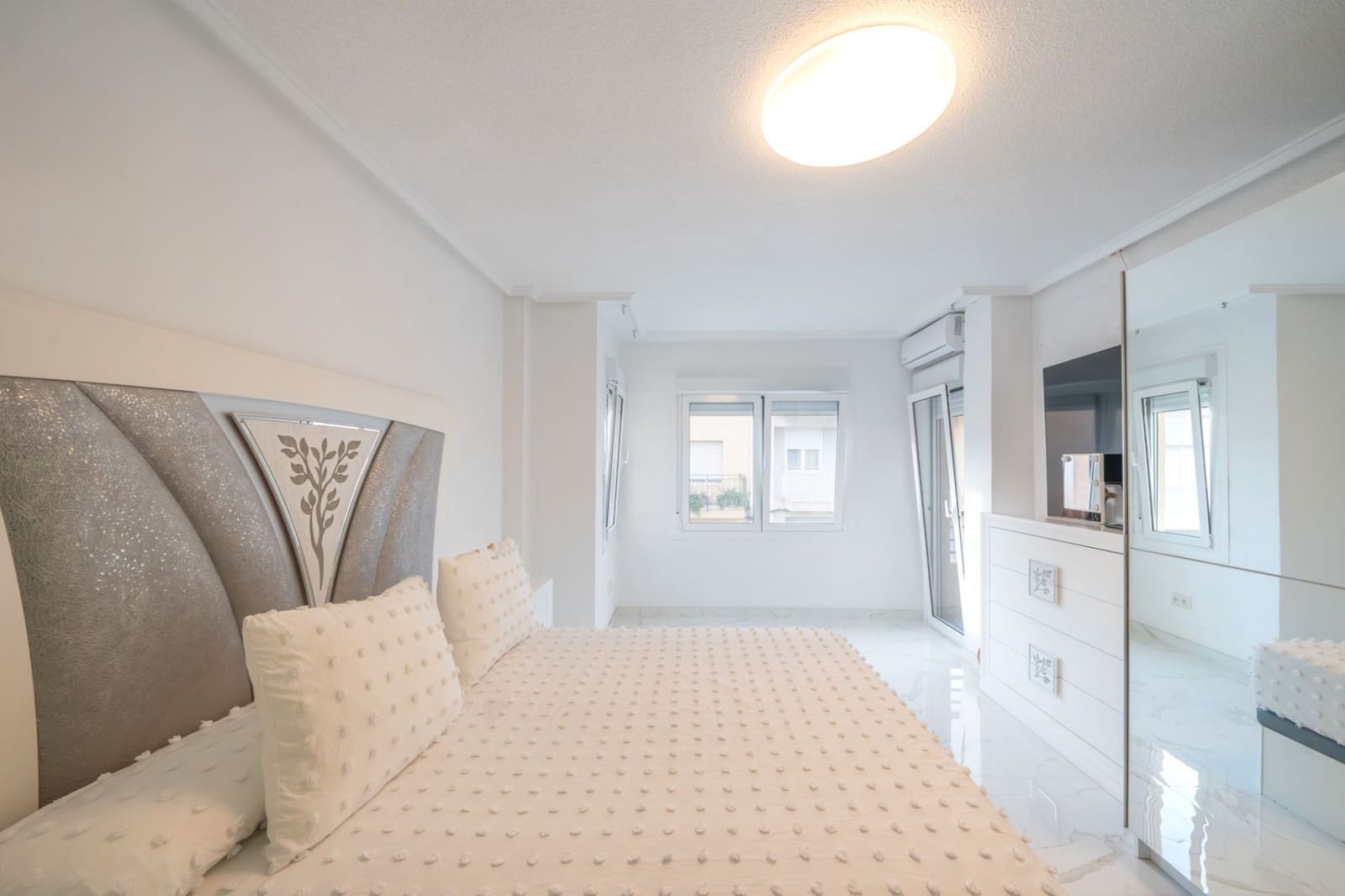 3 bedroom Apartment for sale in Almoradi - € 176,000 (Ref: 9590709)