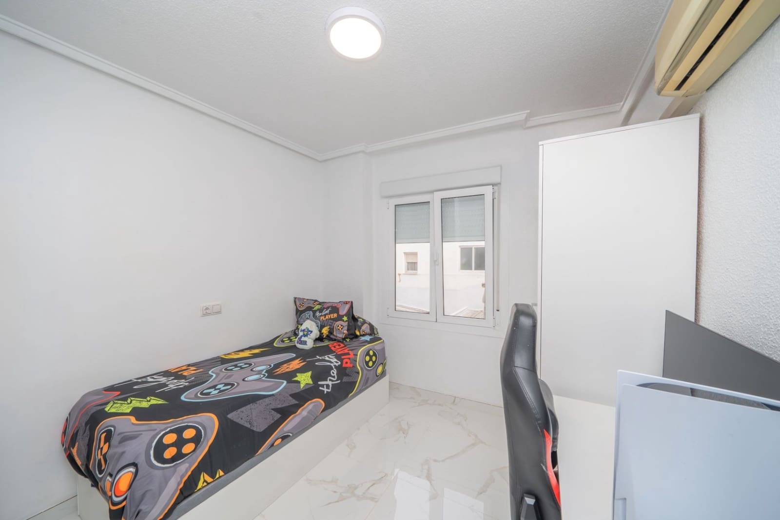 3 bedroom Apartment for sale in Almoradi - € 176,000 (Ref: 9590709)