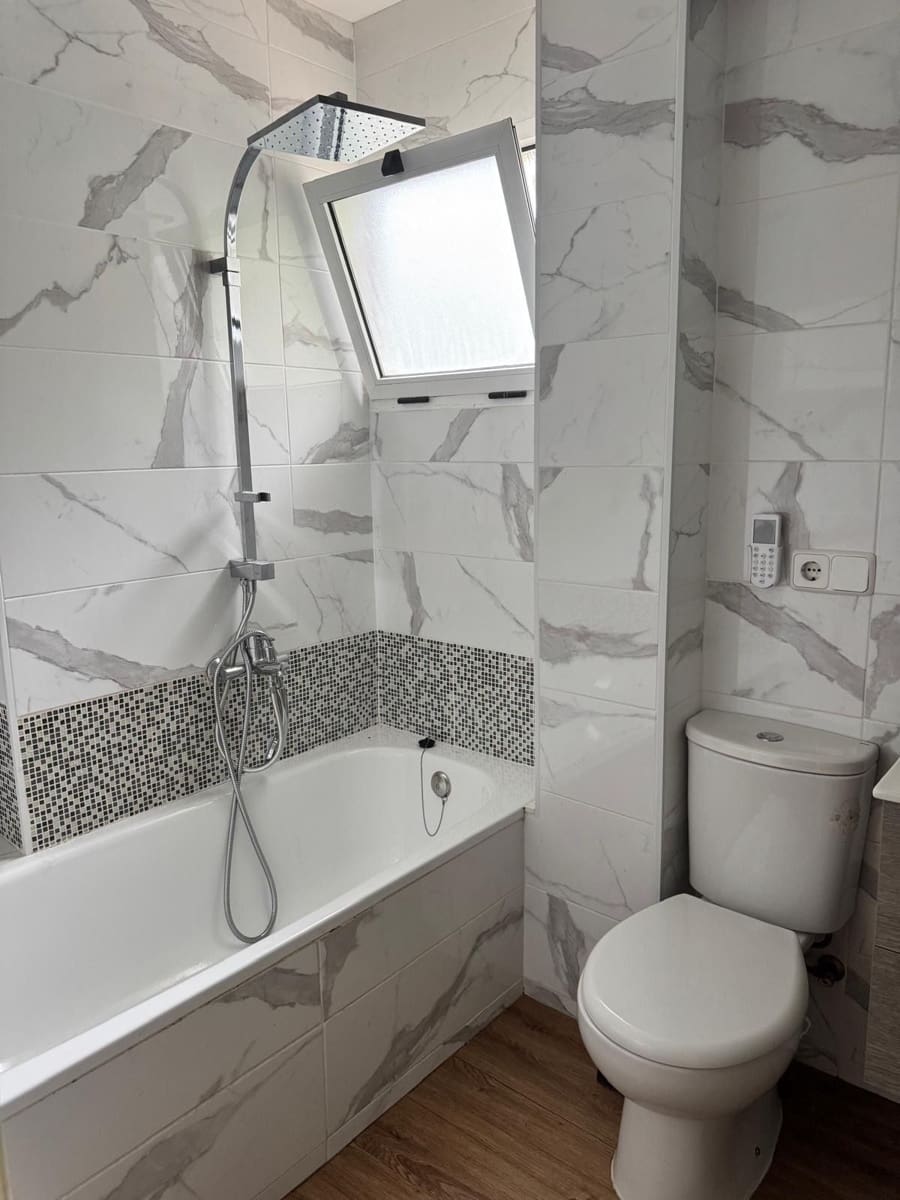 4 chambre Villa/Maison à vendre à Gandia avec piscine - 310 000 € (Ref: 9590713)