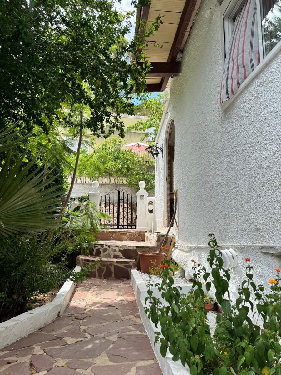 4 chambre Villa/Maison à vendre à Gandia avec piscine - 310 000 € (Ref: 9590713)