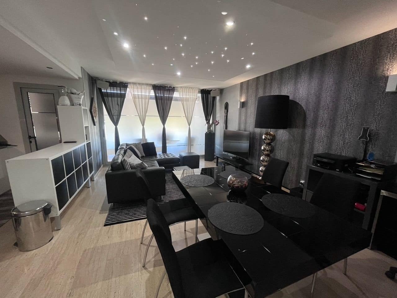 2 bedroom Apartment for sale in Ibiza / Eivissa town with pool garage - € 1,150,000 (Ref: 9594631)