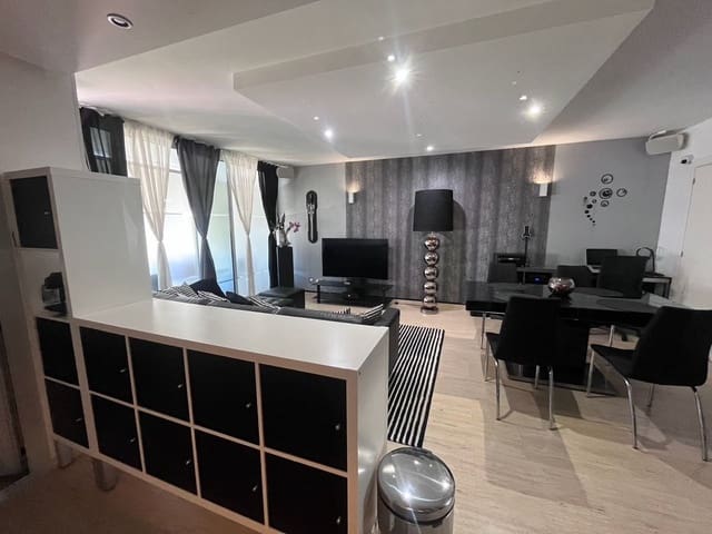 2 bedroom Apartment for sale in Ibiza / Eivissa town with pool garage - € 1,150,000 (Ref: 9594631)