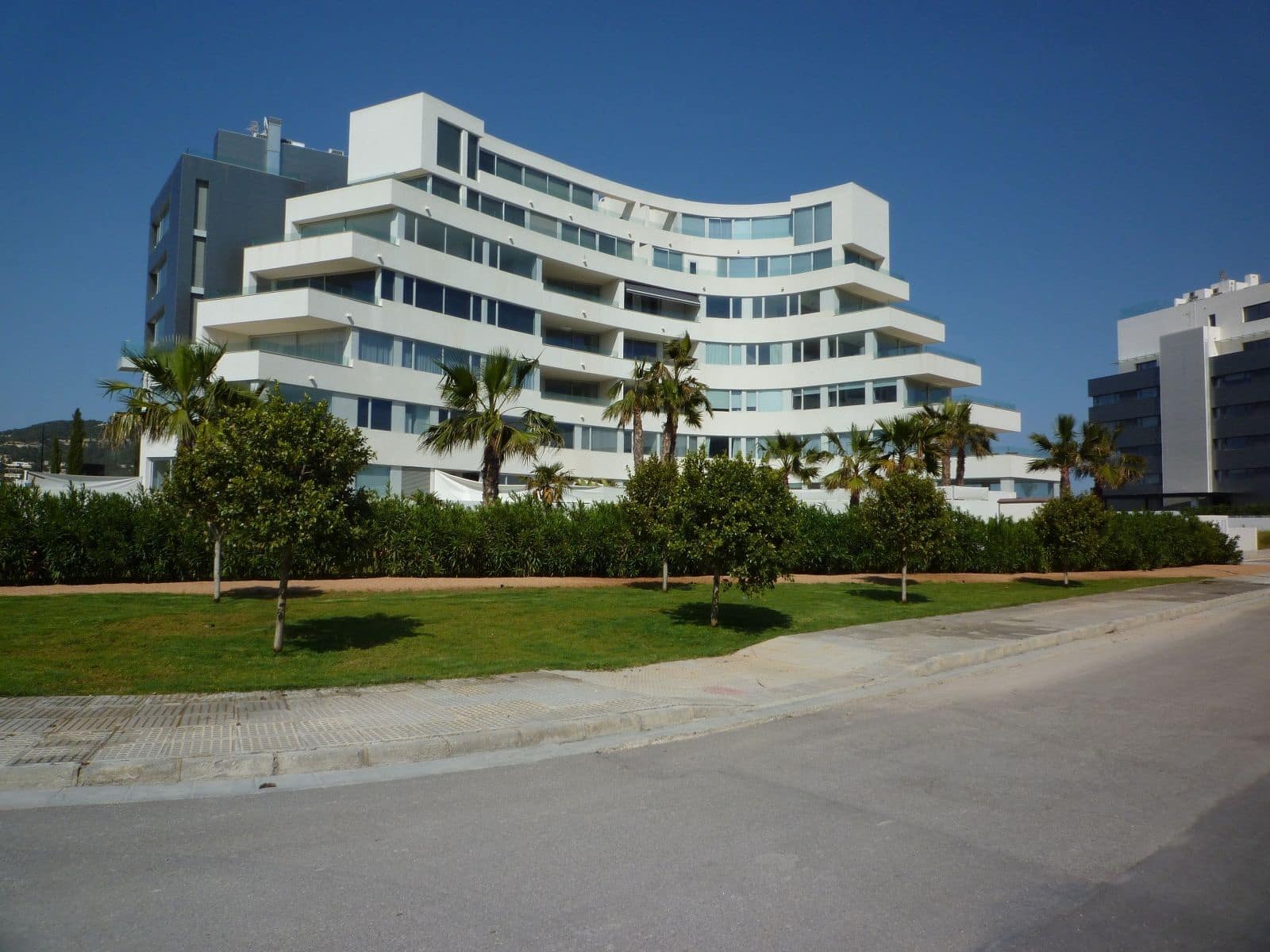 2 bedroom Apartment for sale in Ibiza / Eivissa town with pool garage - € 1,150,000 (Ref: 9594631)