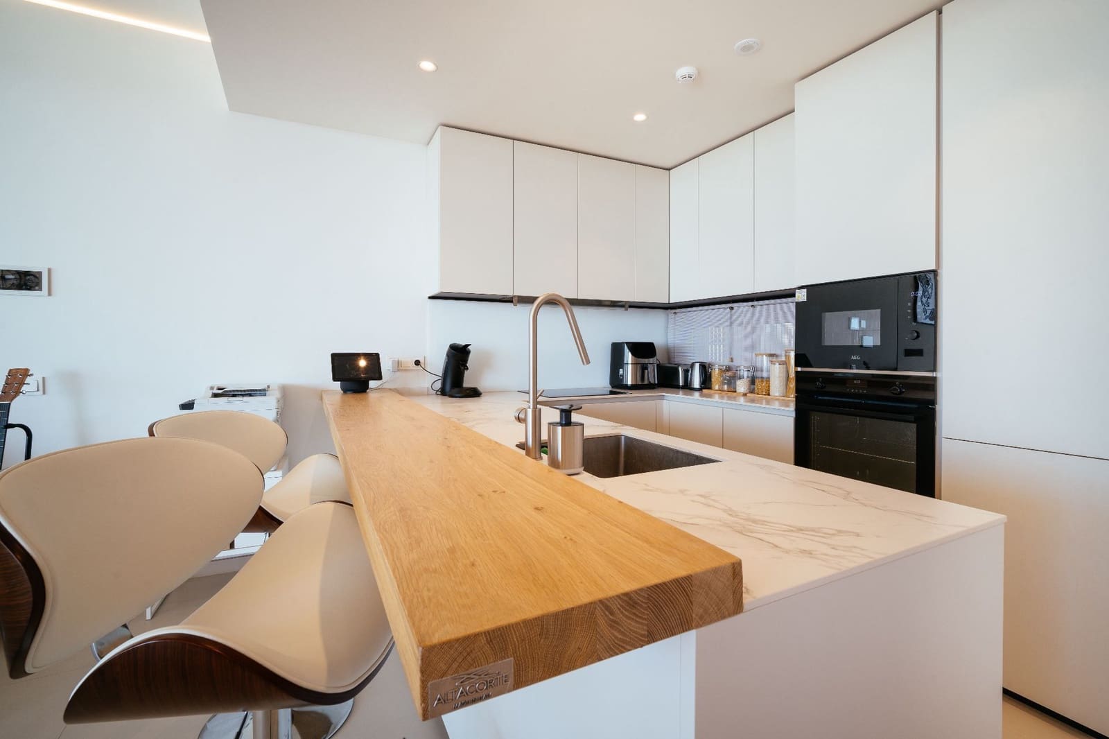 3 bedroom Apartment for sale in Mijas with pool garage - € 1,150,000 (Ref: 9594632)