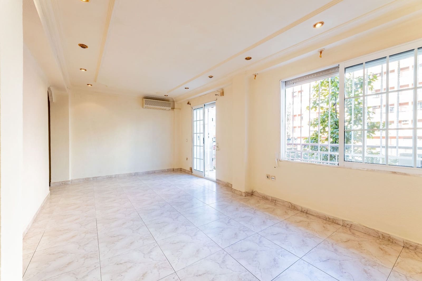 Apartamento de 2 habitaciones en València ciudad en venta - 268.000 € (Ref: 9594634)