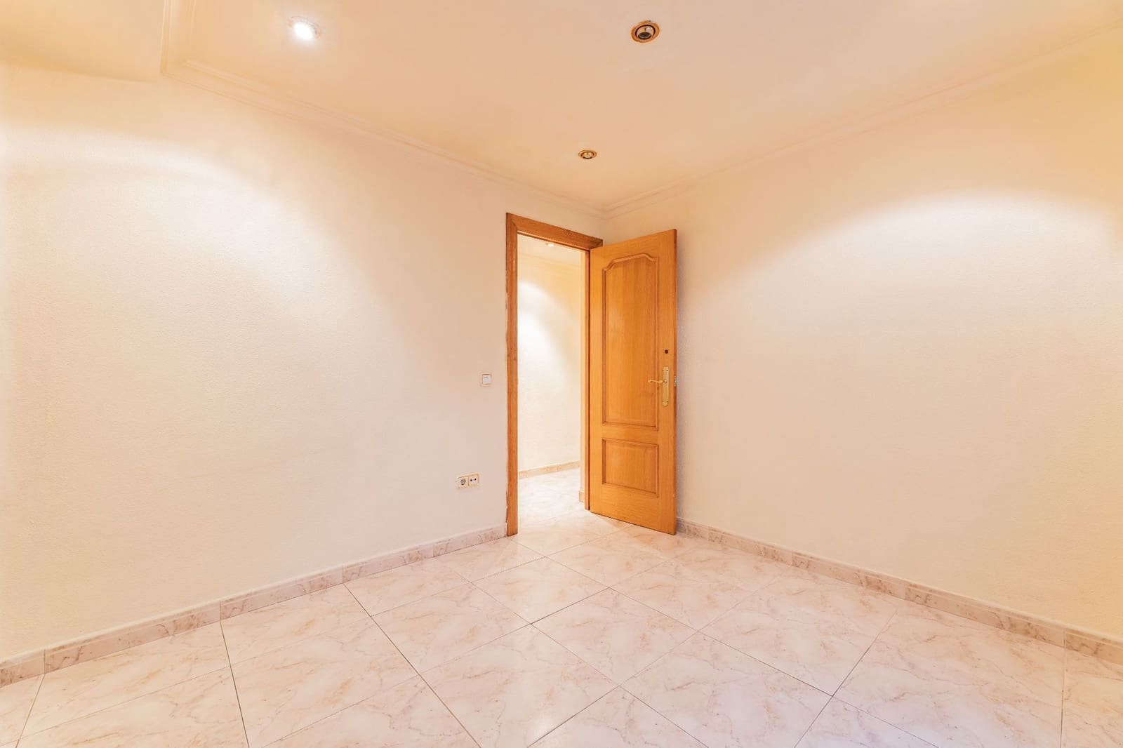 Apartamento de 2 habitaciones en València ciudad en venta - 268.000 € (Ref: 9594634)