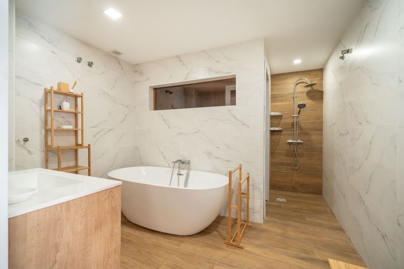 4 Zimmer Villa zu verkaufen in Rincon de la Victoria mit Pool Garage - 880.000 € (Ref: 9594635)