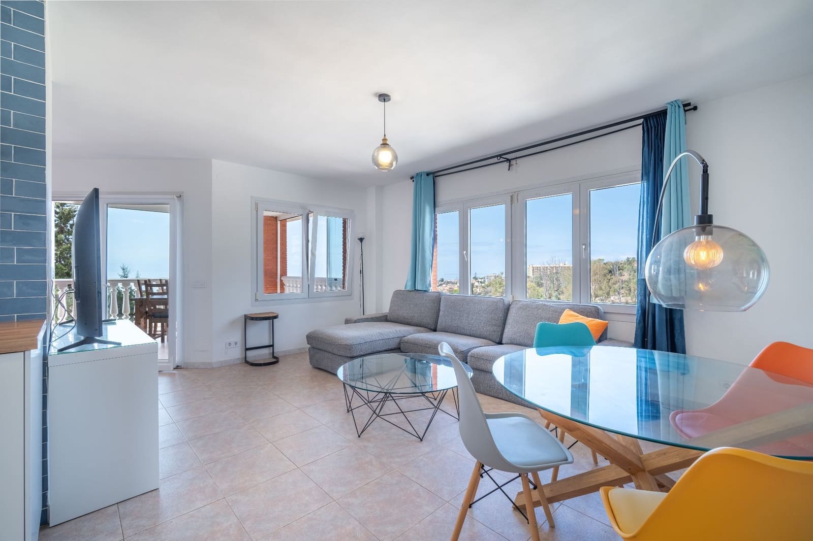 4 Zimmer Villa zu verkaufen in Rincon de la Victoria mit Pool Garage - 880.000 € (Ref: 9594635)