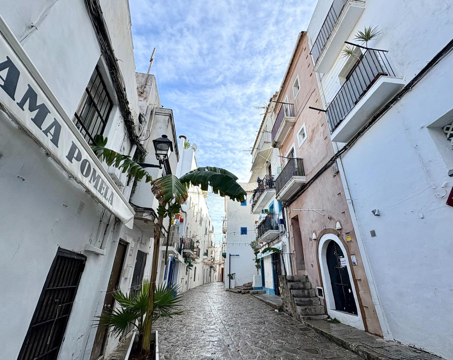 2 bedroom Apartment for sale in Ibiza / Eivissa town - € 330,000 (Ref: 9594636)