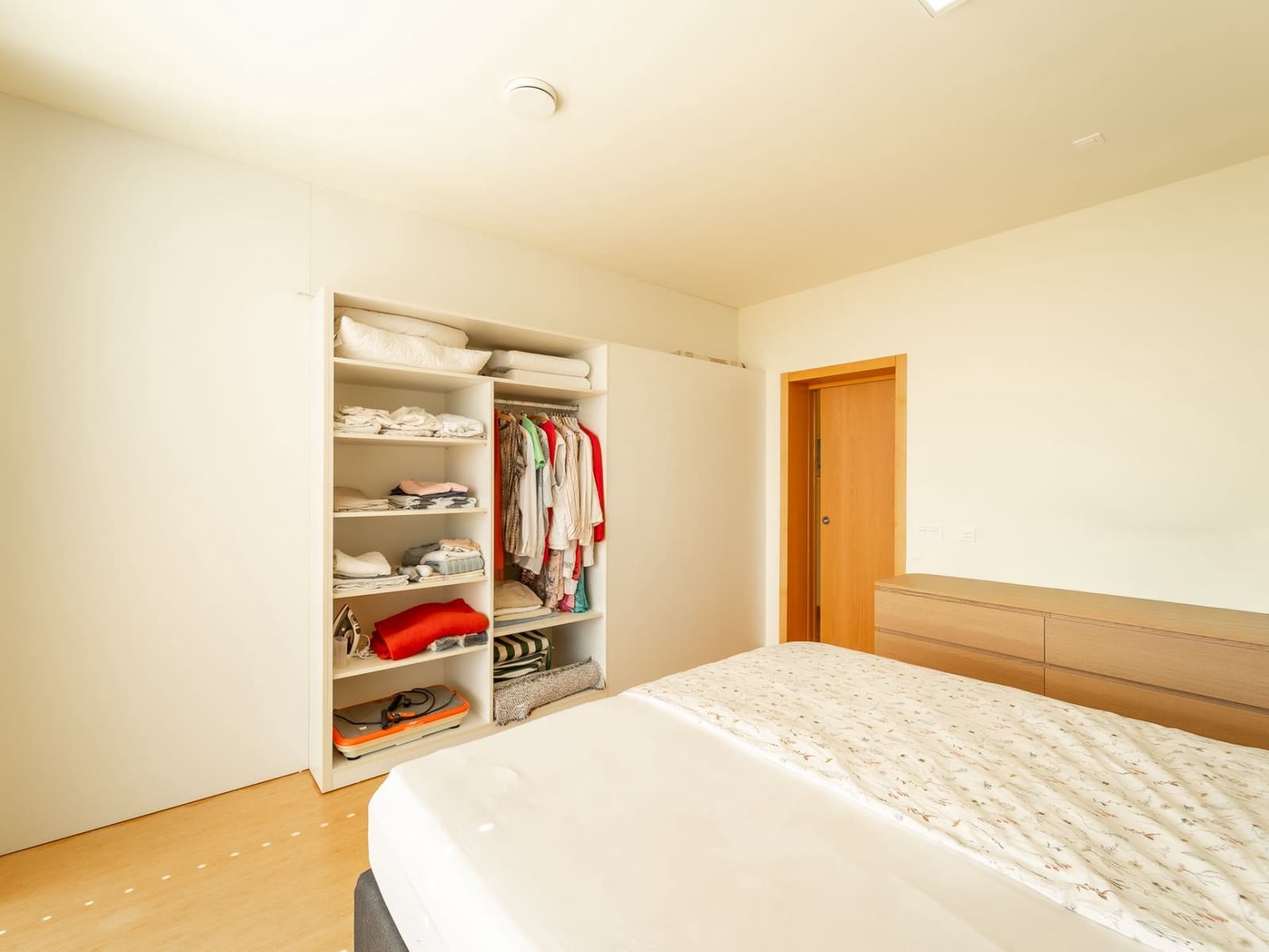 3 bedroom Villa for sale in Torrox with pool - € 995,000 (Ref: 9598674)