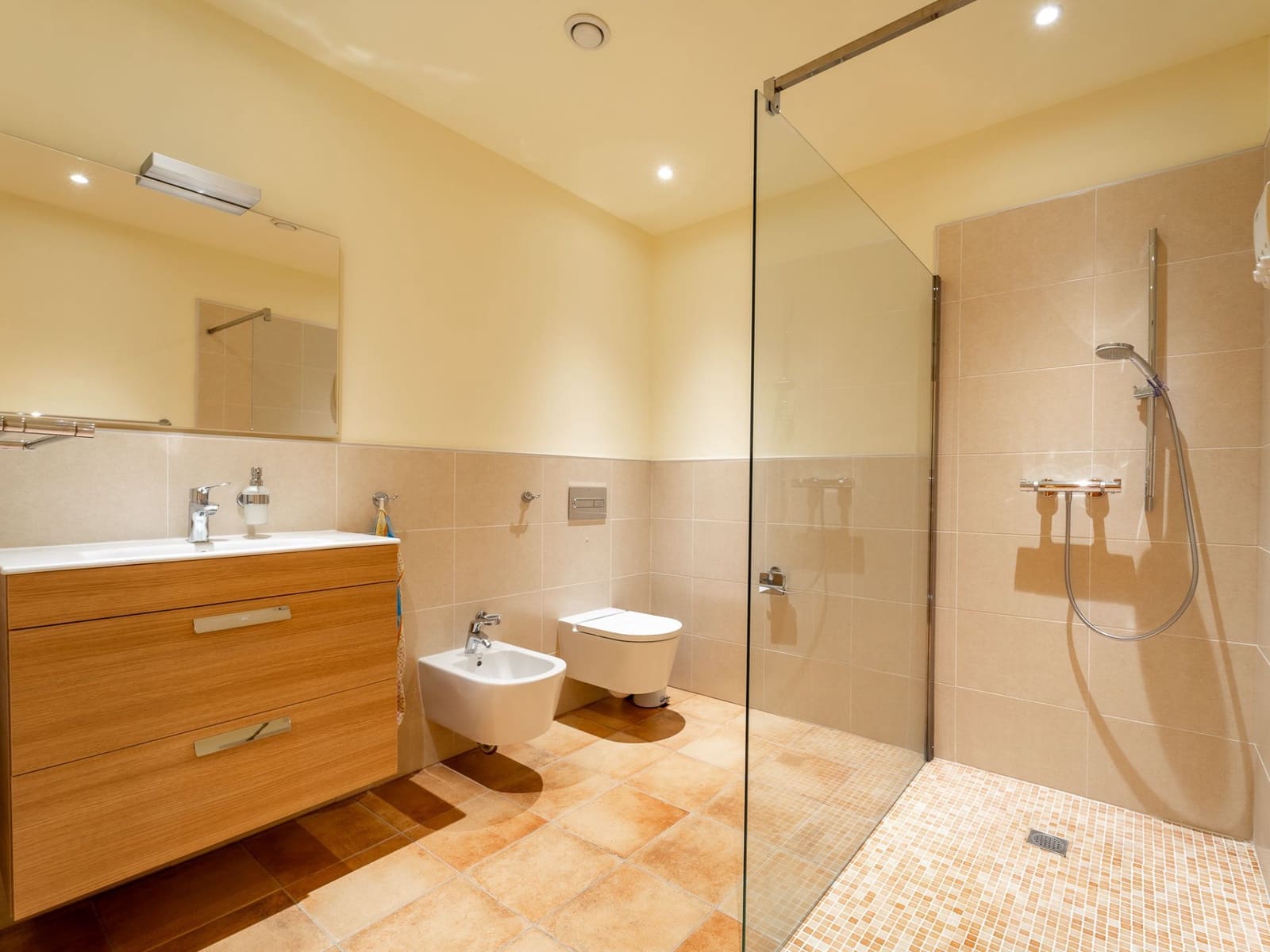 3 bedroom Villa for sale in Torrox with pool - € 995,000 (Ref: 9598674)