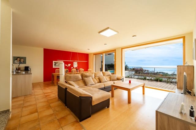 3 slaapkamer Villa te koop in Torrox - € 995.000 (Ref: 9598674)