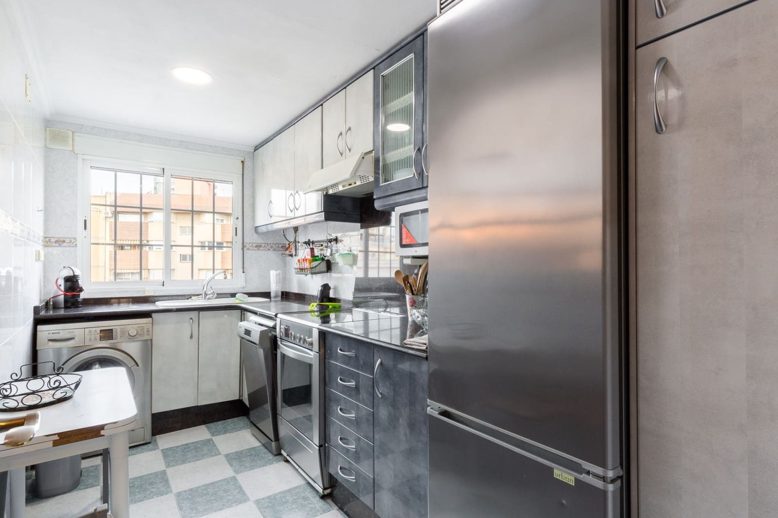 3 slaapkamer Appartement te koop in Valencia stad - € 270.000 (Ref: 9598676)