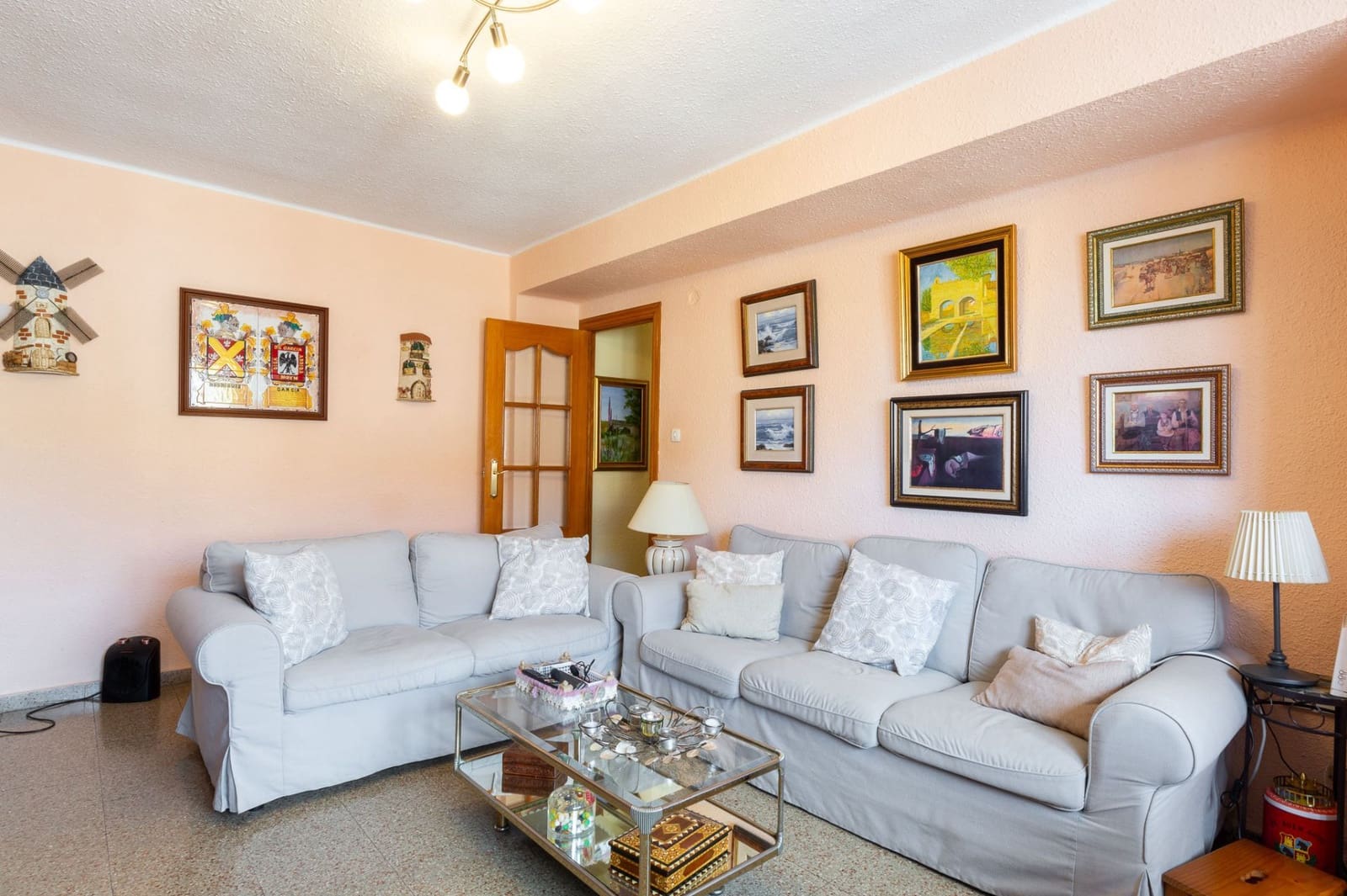 3 slaapkamer Appartement te koop in Valencia stad - € 270.000 (Ref: 9598676)