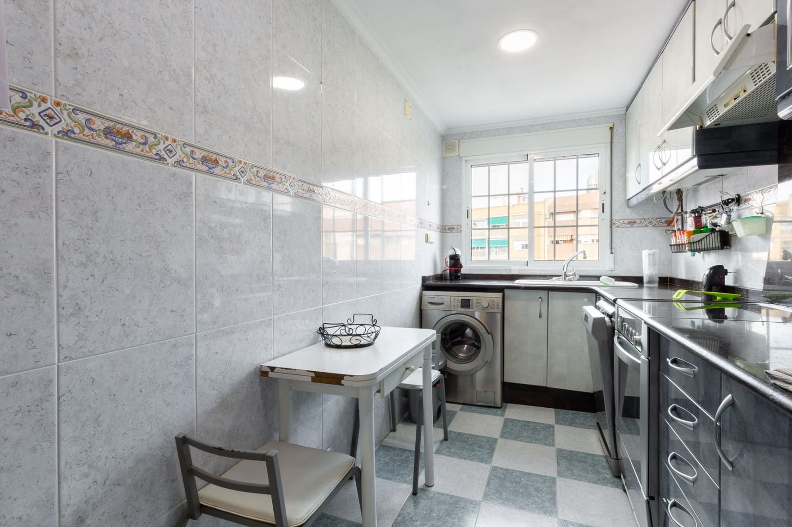 3 slaapkamer Appartement te koop in Valencia stad - € 270.000 (Ref: 9598676)