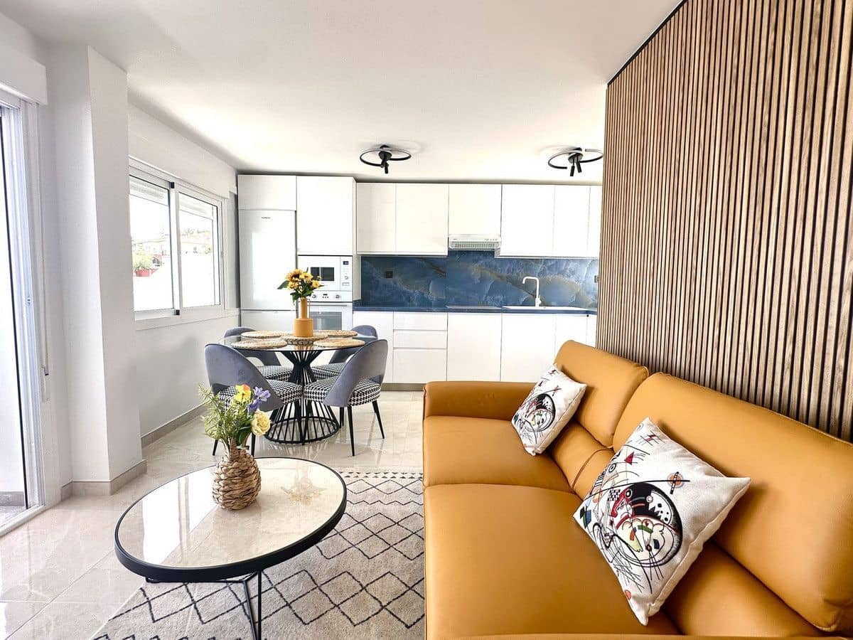 Apartamento de 2 habitaciones en Mijas en venta - 375.000 € (Ref: 9598677)