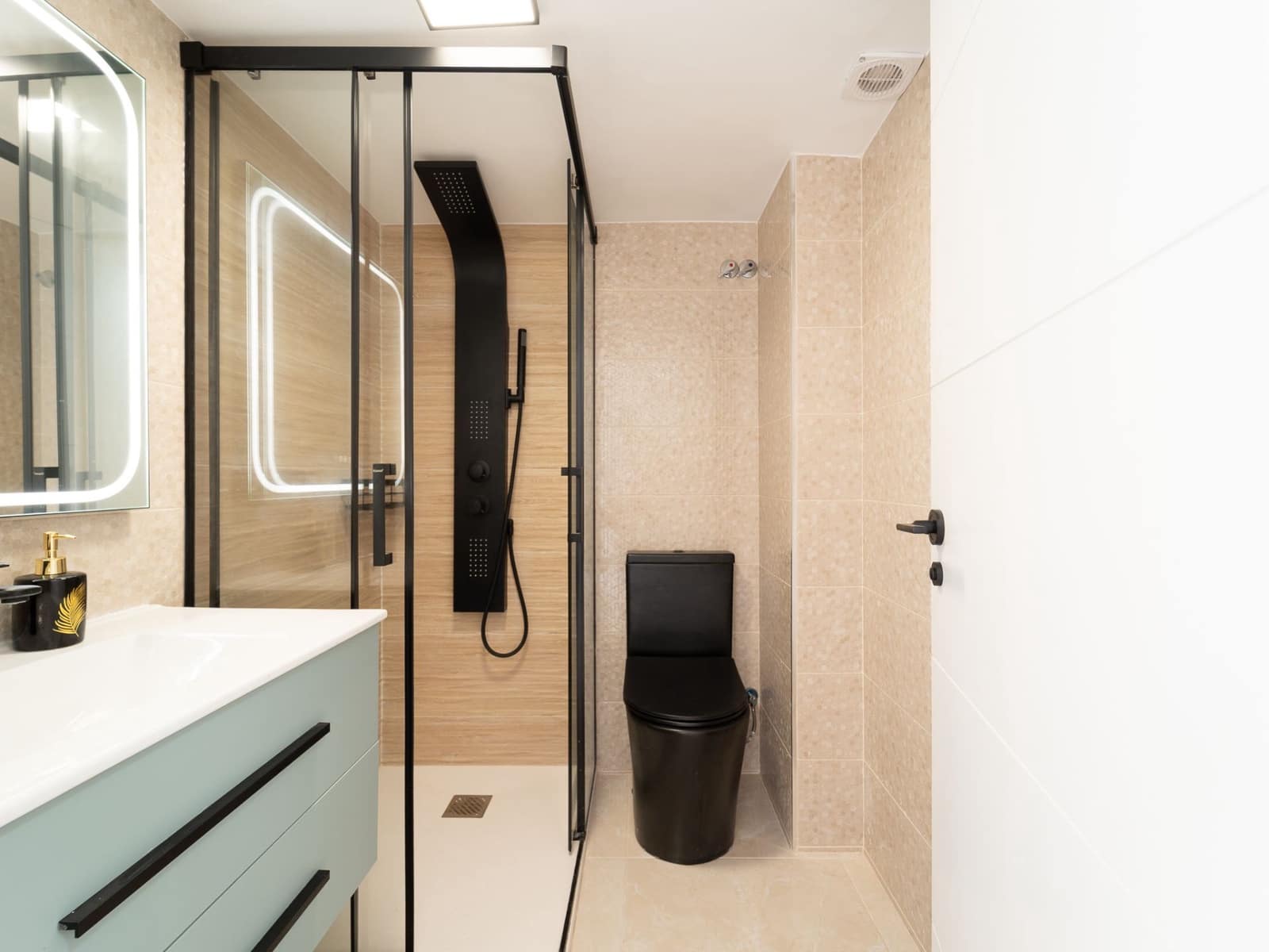 2 bedroom Apartment for sale in Mijas with pool - € 375,000 (Ref: 9598677)