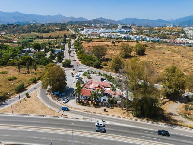 Kaupallinen myytävänä paikassa Selwo, Estepona - 1 750 000 € (Ref: 9610811)