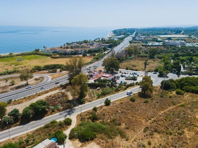 Kaupallinen myytävänä paikassa Selwo, Estepona - 1 750 000 € (Ref: 9610811)