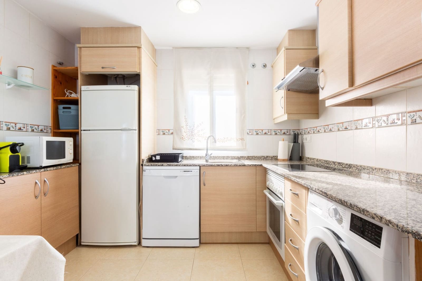 2 soverom Leilighet til salgs i Piles med svømmebasseng garasje - € 170 000 (Ref: 9614712)