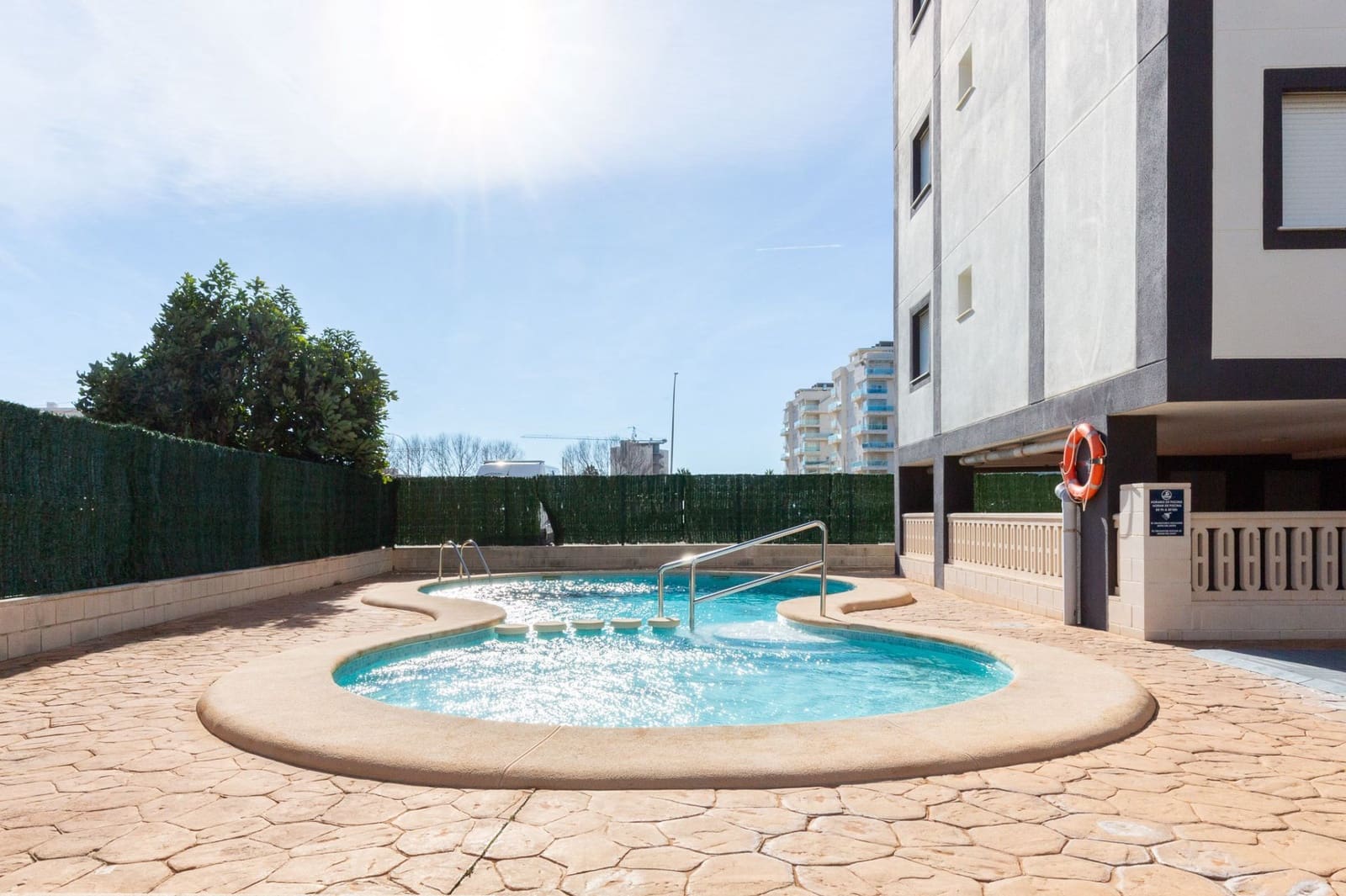 2 soverom Leilighet til salgs i Piles med svømmebasseng garasje - € 170 000 (Ref: 9614712)