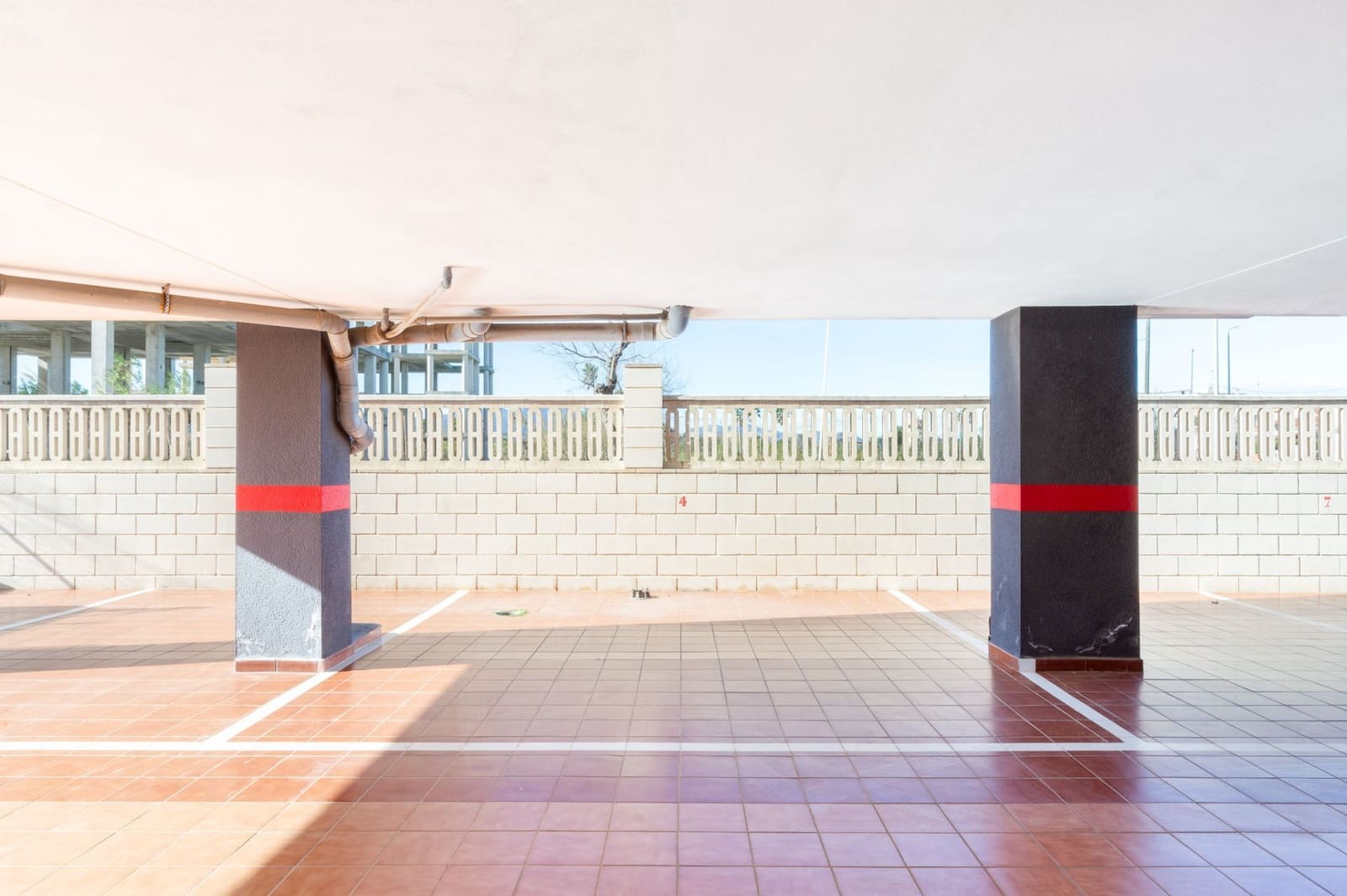 2 soverom Leilighet til salgs i Piles med svømmebasseng garasje - € 170 000 (Ref: 9614712)