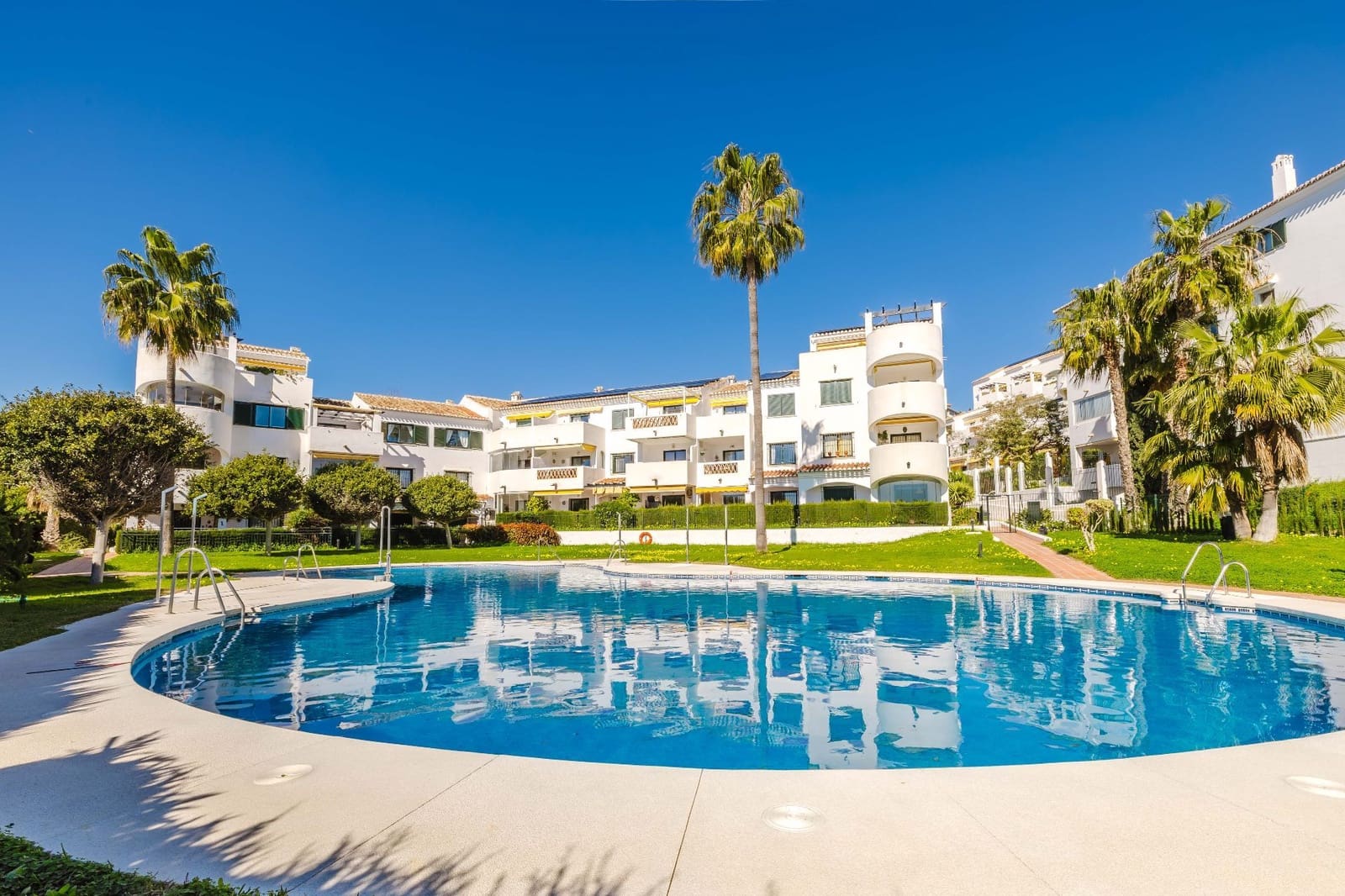 3 sovrum Takvåning till salu i Benalmadena med pool garage - 735 000 € (Ref: 9614713)