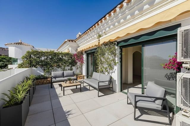 Ático de 3 habitaciones en Benalmádena en venta con piscina garaje - 735.000 € (Ref: 9614713)