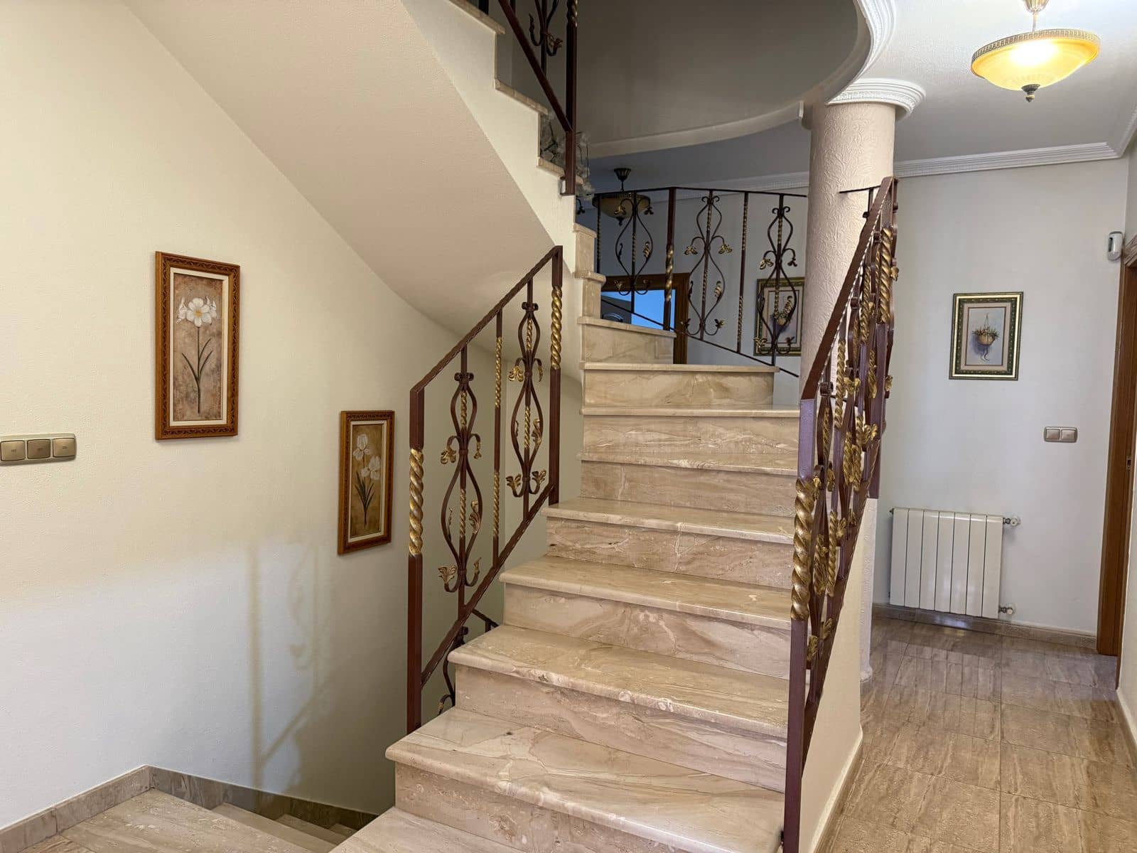 6 bedroom Villa for sale in Alguazas with pool garage - € 365,000 (Ref: 9614715)