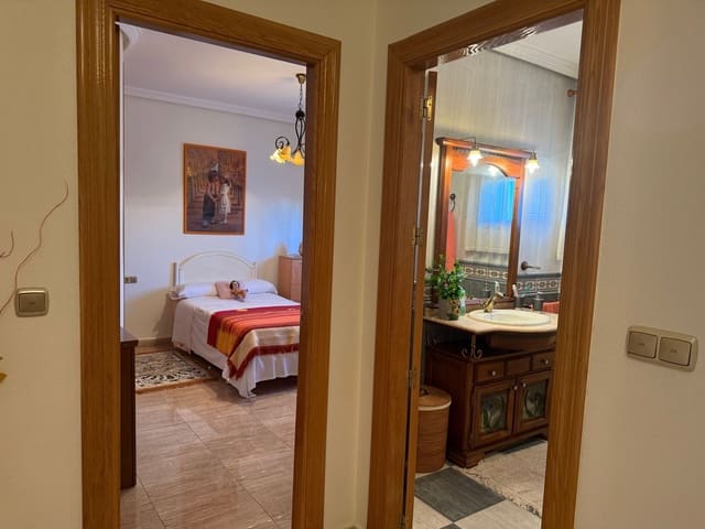 6 bedroom Villa for sale in Alguazas with pool garage - € 365,000 (Ref: 9614715)