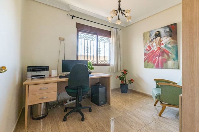 6 slaapkamer Villa te koop in Alguazas met zwembad garage - € 365.000 (Ref: 9614715)