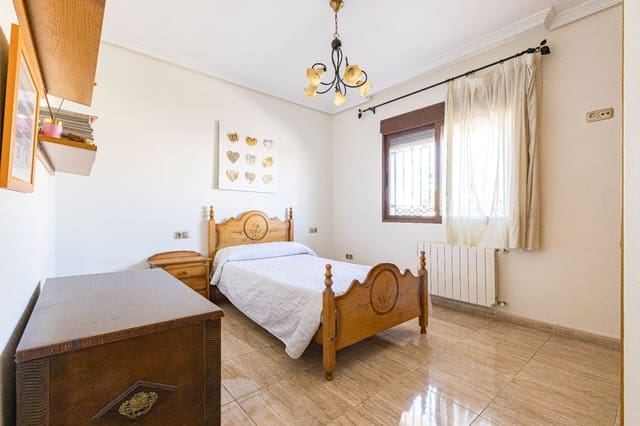 6 slaapkamer Villa te koop in Alguazas met zwembad garage - € 365.000 (Ref: 9614715)