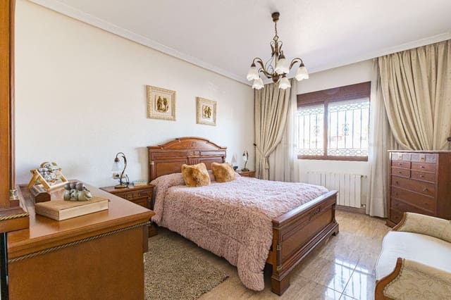 6 slaapkamer Villa te koop in Alguazas met zwembad garage - € 365.000 (Ref: 9614715)