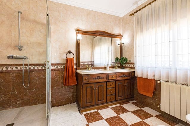 6 slaapkamer Villa te koop in Alguazas met zwembad garage - € 365.000 (Ref: 9614715)