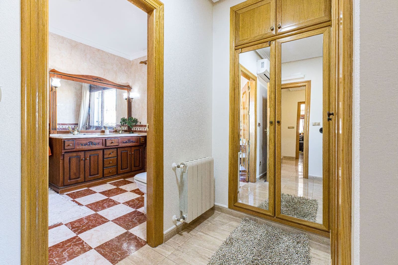 6 bedroom Villa for sale in Alguazas with pool garage - € 365,000 (Ref: 9614715)