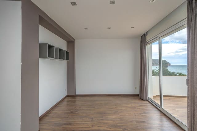 2 soveværelse Villa til salg i Teulada Pueblo, Teulada-Moraira - € 682.000 (Ref: 9614716)