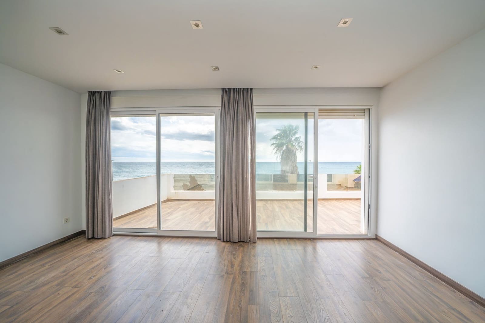 2 soveværelse Villa til salg i Teulada - € 682.000 (Ref: 9614716)