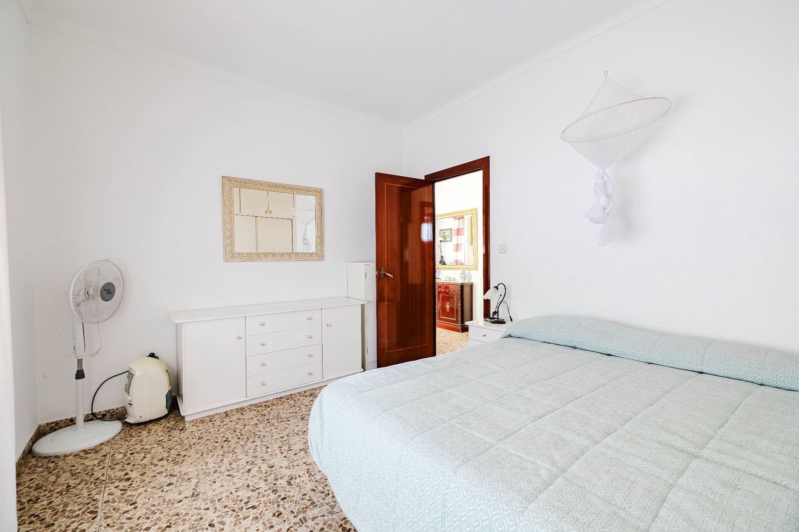 3 bedroom Villa for sale in Torrox with garage - € 720,000 (Ref: 9614717)