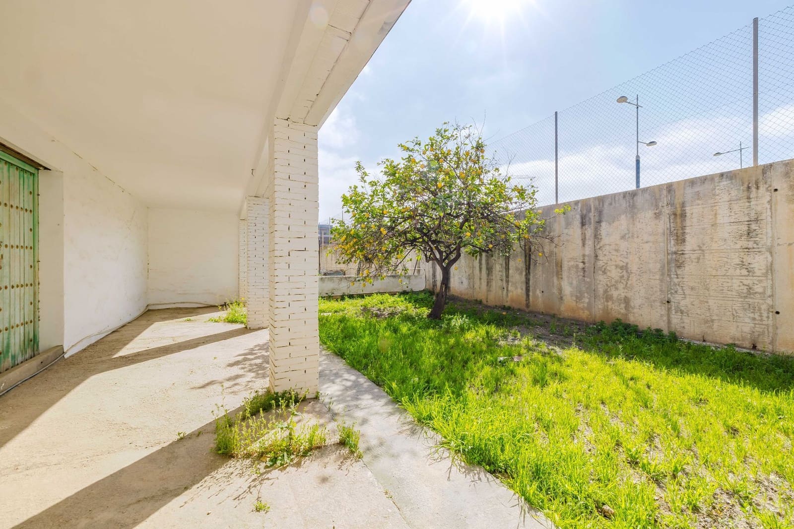 3 bedroom Villa for sale in Torrox with garage - € 720,000 (Ref: 9614717)