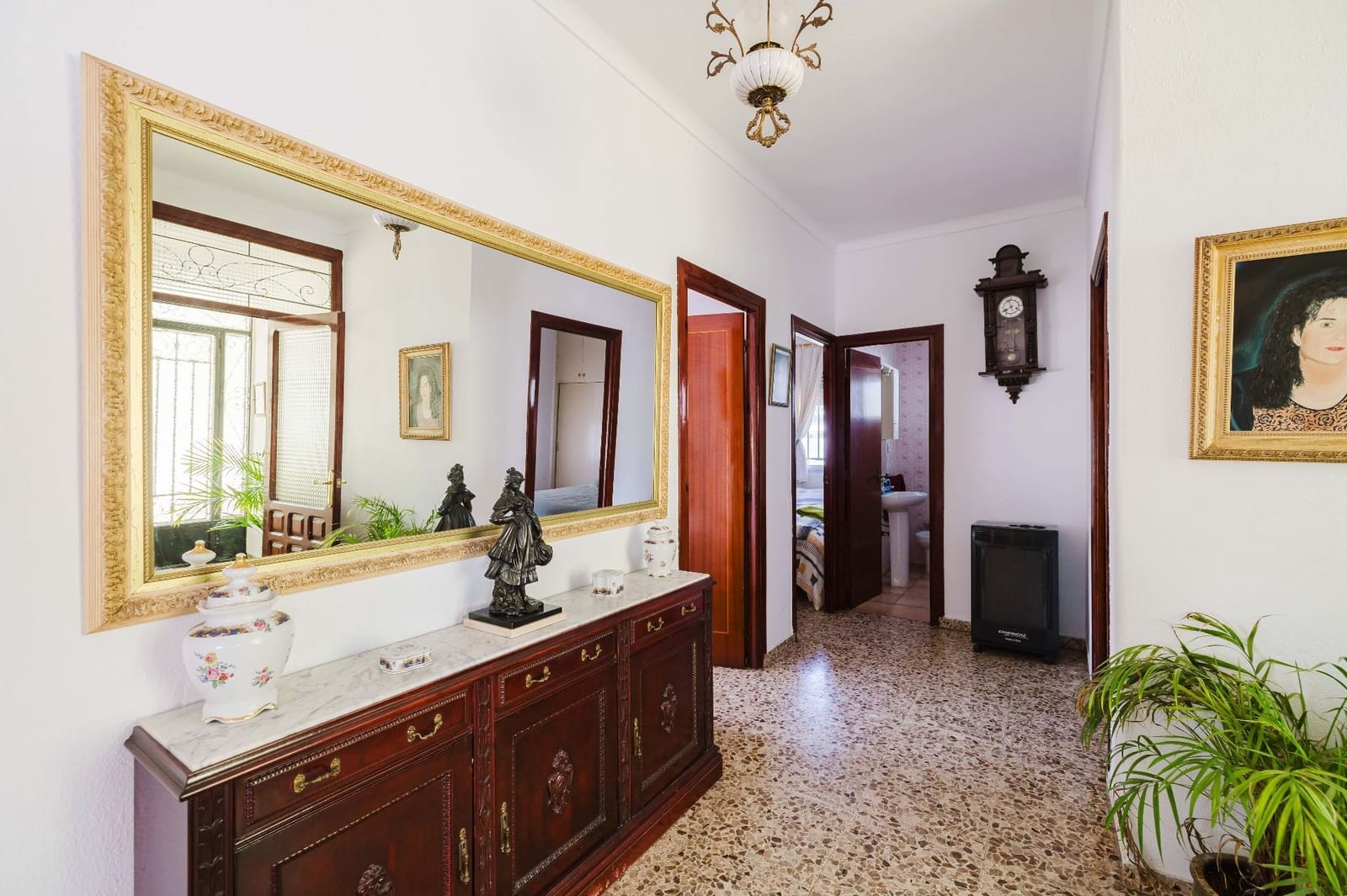 3 bedroom Villa for sale in Torrox with garage - € 720,000 (Ref: 9614717)