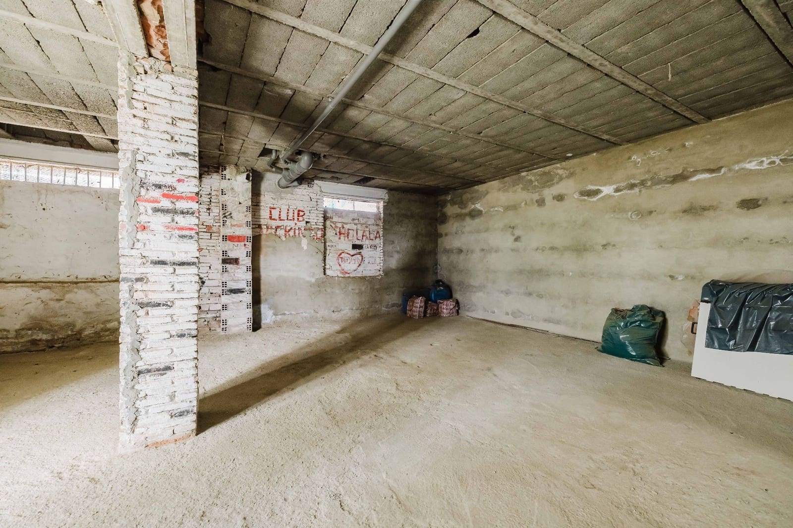 3 bedroom Villa for sale in Torrox with garage - € 720,000 (Ref: 9614717)