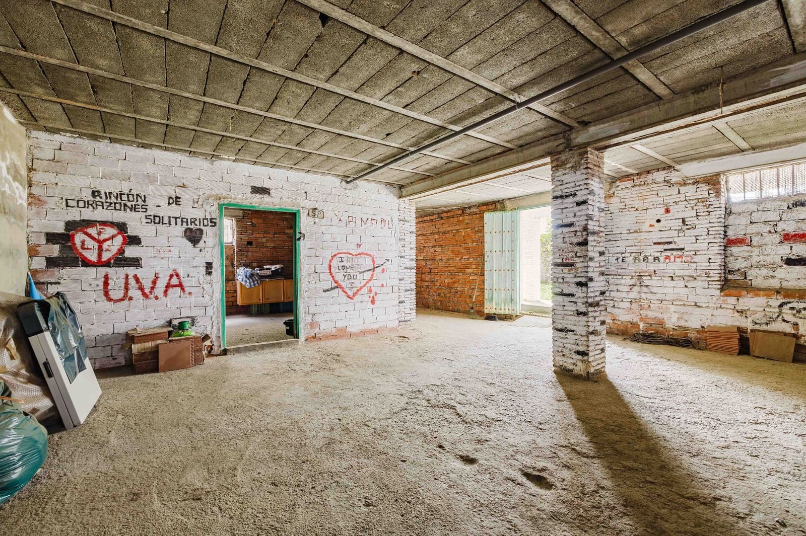 3 bedroom Villa for sale in Torrox with garage - € 720,000 (Ref: 9614717)